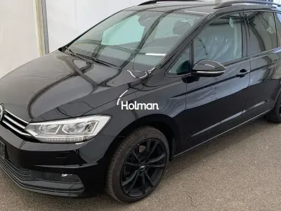 Gebraucht VW Touran Comfortline 150 PS (110 kW) 2022 Schwarz Van / Kleinbus