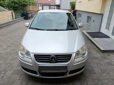 Gebraucht VW Polo 75 PS (55 kW) 2005 Silber Limousine
