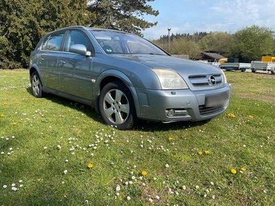 Usado Opel Signum 177 HP (130 kW) 2003 Cinzento Citadino