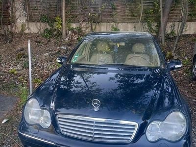 Usata Mercedes C200 116 CV (85 kW) 2001 Blu Berlina