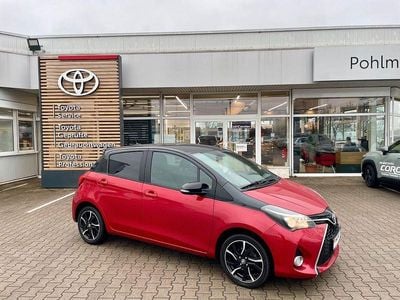 Gebraucht Toyota Yaris Style 99 PS (72 kW) 2016 Rot Kleinwagen