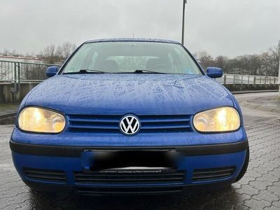 gebraucht VW Golf IV 1.6 - Bj. 99 - AHK - TÜV bis 02/2026