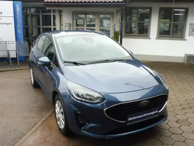 Gebraucht Ford Fiesta Cool & Connect 75 PS (55 kW) 2022 Chromablau metallic Kleinwagen