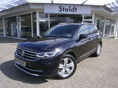 Deep black perleffekt (schwarz), perleffekt Gebraucht 2020 VW Tiguan Elegance SUV | 36.910 €