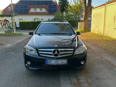 Używany Mercedes C200