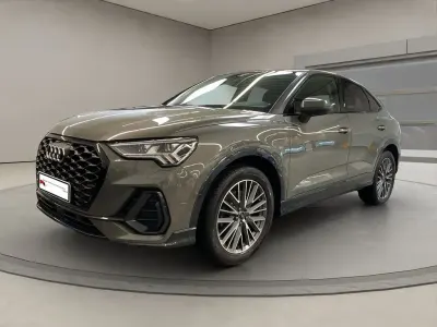 Usata Audi Q3 Sportback Ambiente 200 CV (147 kW) 2023 Grigio SUV