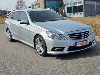Gebraucht Mercedes E350 AMG line 231 PS (169 kW) 2010 Silber Limousine