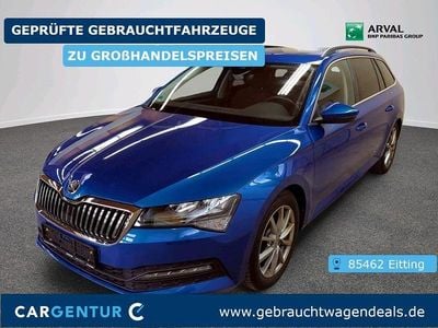 Gebraucht Skoda Superb Ambition 200 PS (147 kW) 2022 Race blau (metallic) Kombi