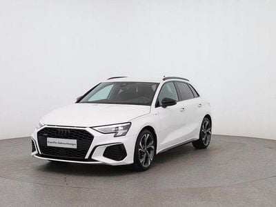 Weiß Gebraucht 2024 Audi A3 S-Line Limousine | 38.990 € (Guter Preis)