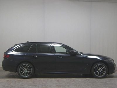 Gebraucht BMW 530 M Sport 286 PS (210 kW) 2022 Schwarz Kombi