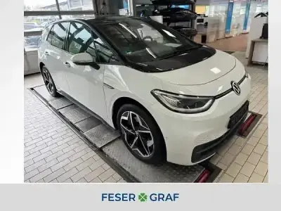 Gebraucht VW ID.3 150 kW (204 PS) 2023 Gletscherweiß Kleinwagen