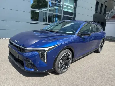 Neu Kia K4 GT-Line 179 PS (131 kW) 2026 Blau Kombi