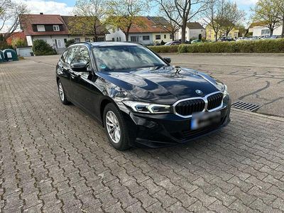 Second-hand BMW 318 Sport Line 150 CP (110 kW) 2022 Negru Break