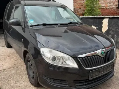 Gebraucht Skoda Roomster 86 PS (63 kW) 2010 Schwarz Van / Kleinbus