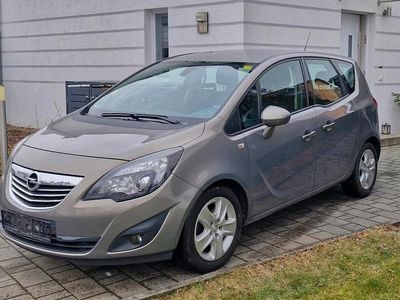 Gebraucht Opel Meriva 110 PS (80 kW) 2013 Braun Van / Kleinbus