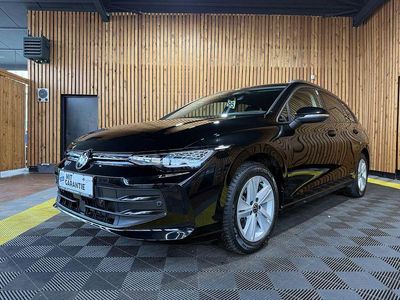 Gebraucht VW Golf VIII 150 PS (110 kW) 2024 Schwarz Kombi