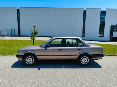 Gebraucht BMW 316 99 PS (72 kW) 1989 Braun Limousine