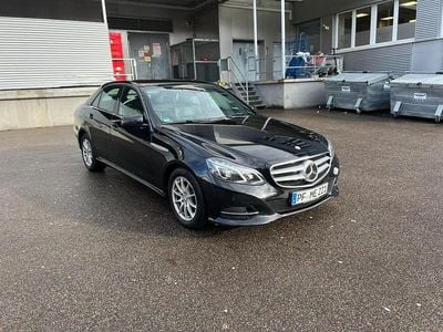 Gebraucht Mercedes E250 205 PS (150 kW) 2015 Schwarz Limousine