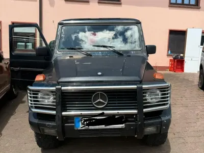 Gebraucht Mercedes G300 177 PS (130 kW) 1997 Schwarz SUV