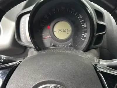 Gebraucht Toyota Aygo Edition-S 69 PS (50 kW) 2017 Grau Kleinwagen