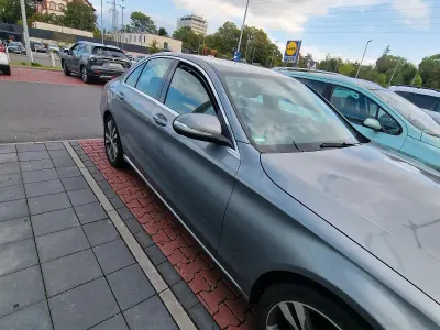 Gebraucht Mercedes C200 135 PS (99 kW) 2014 Limousine