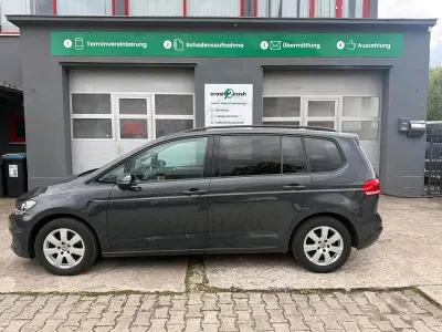 Gebraucht VW Touran 110 PS (80 kW) 2017 Grau Van / Kleinbus