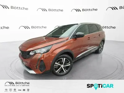 Gebraucht Peugeot 5008 GT 131 PS (96 kW) 2023 Braun SUV