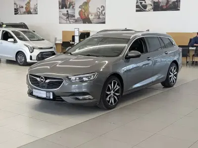 Gebraucht Opel Insignia Business Innovation 165 PS (121 kW) 2017 Grau Kombi