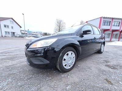 Schwarz Gebraucht 2010 Ford Focus Kombi | 1.900 € (Guter Preis)