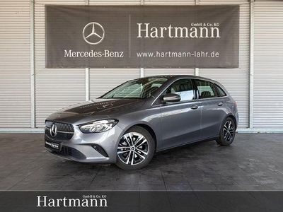 Gebraucht Mercedes B200 Advanced 163 PS (119 kW) 2025 Grau Van / Kleinbus
