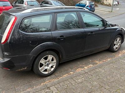 Gebraucht Ford Focus 101 PS (74 kW) 2009 Schwarz Kombi