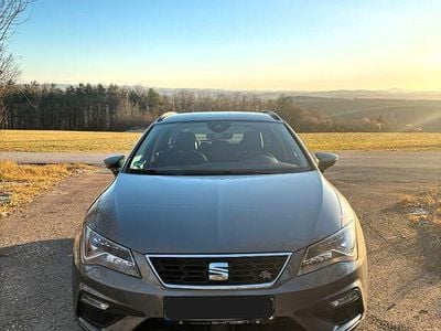 Grau Gebraucht 2018 Seat Leon ST FR Kombi | 14.250 € (Fairer Preis)