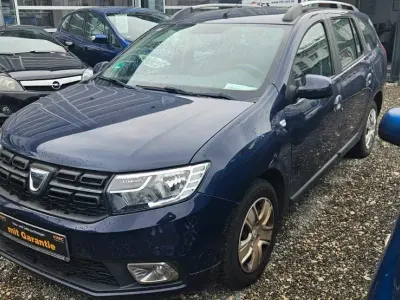Gebraucht Dacia Logan MCV Lauréate 73 PS (53 kW) 2017 Blau Kombi