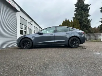Gebraucht Tesla Model 3 366 kW (498 PS) 2022 Grau Limousine