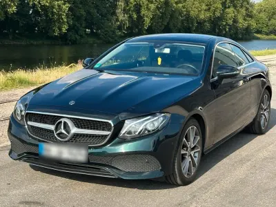 Gebraucht Mercedes E200 184 PS (135 kW) 2018 Grün Coupé