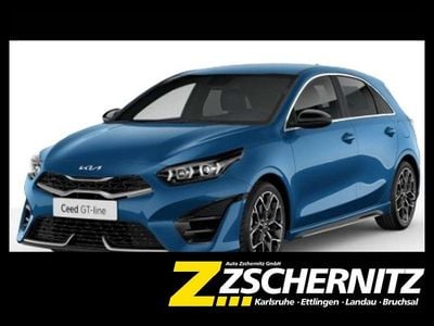 Neu Kia Ceed GT GT-Line 140 PS (102 kW) 2025 (b3l) blue flame met. Limousine