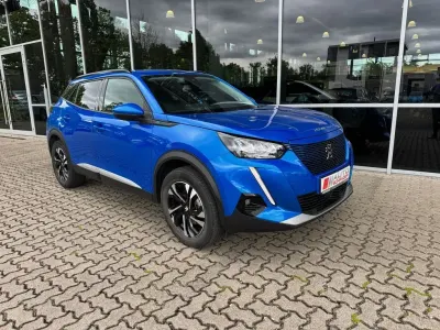 Gebraucht Peugeot e-2008 Allure 100 kW (136 PS) 2022 Blau SUV
