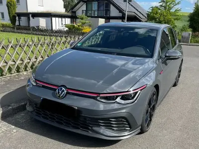 Gebraucht VW Golf VIII GTI Clubsport 300 PS (220 kW) 2022 Limousine