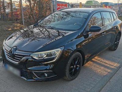 Gebraucht Renault Mégane GrandTour 132 PS (97 kW) 2017 Schwarz Kombi
