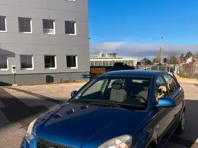 Gebraucht Kia Rio Motion 97 PS (71 kW) 2006 Blau Limousine