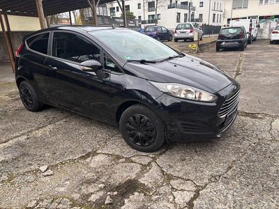 Gebraucht Ford Fiesta Trend 75 PS (55 kW) 2013 Schwarz Kleinwagen