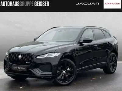 Begagnad Jaguar F-Pace R-Dynamic 250 HK (183 kW) 2023 Svart SUV