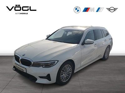 Gebraucht BMW 320 Sport Line 190 PS (139 kW) 2022 Alpinweiß uni Kombi