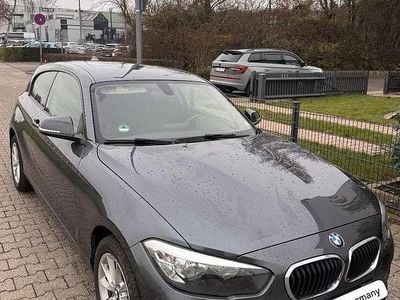 Gebraucht BMW 118 Advantage 136 PS (100 kW) 2015 Grau Kleinwagen