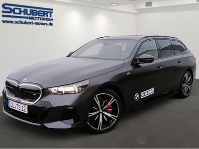 Nieuw BMW i5 Shadowline 442 kW (601 PK) 2025 Grijs Stationwagen