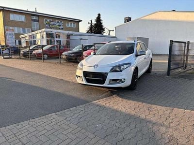 Gebraucht Renault Mégane GrandTour GT 163 PS (119 kW) 2013 Weiss "nacre" Kombi