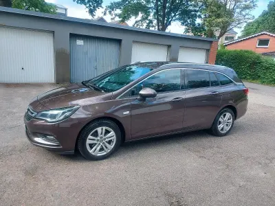 Gebraucht Opel Astra 136 PS (100 kW) 2018 Braun Kombi