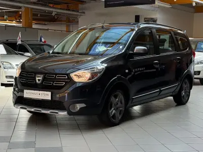 Gebraucht Dacia Lodgy Stepway 131 PS (96 kW) 2022 Grau Van / Kleinbus