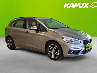 Gebraucht BMW 220 190 PS (139 kW) 2014 Silber / grau Van / Kleinbus