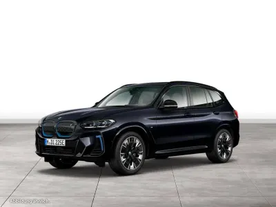 Gebraucht BMW iX3 M Sport 210 kW (286 PS) 2023 Schwarz SUV